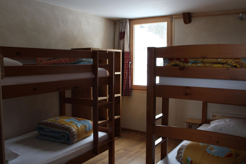 Les Paddocks Du Mont Blanc Hotell Mieussy Rom bilde