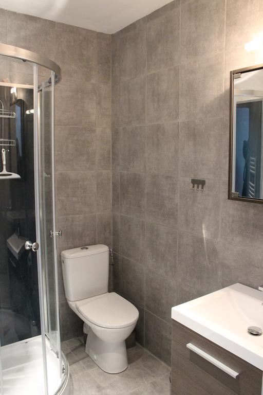 Les Paddocks Du Mont Blanc Hotell Mieussy Rom bilde